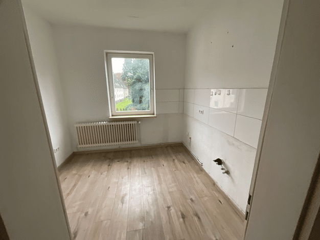 Wohnung zur Miete 409 € 3 Zimmer 60,3 m² 1. Geschoss frei ab 27.10.2026 Plauenstraße 9 Fedderwardergroden Wilhelmshaven 26388