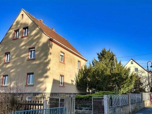 Mehrfamilienhaus zum Kauf 390.000 € 8 Zimmer 150 m² 970 m² Grundstück frei ab sofort Graupa Pirna 01796