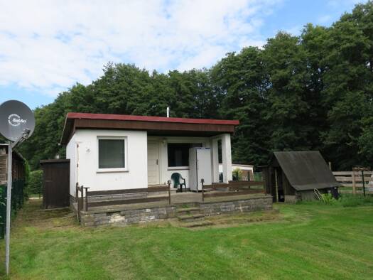 Bungalow zum Kauf 69.000 € 1 Zimmer 24,6 m² 492 m² Grundstück Radelübbe Bandenitz 19230