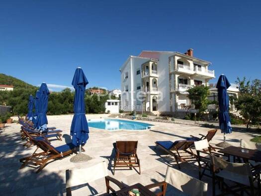 Haus zum Kauf 1.200.000 € 17 Zimmer 500 m² Barbat na Rabu, Rab Rab