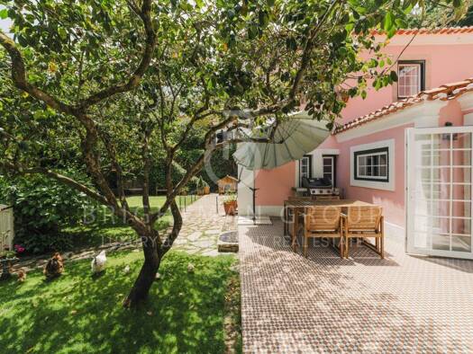 Haus zum Kauf 1.690.000 € 193 m² 448 m² Grundstück Agualva e Mira Sintra 2735