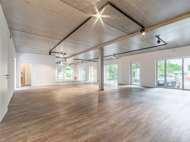 Verkaufsfläche zur Miete 2.500 € Eckernförde 24340