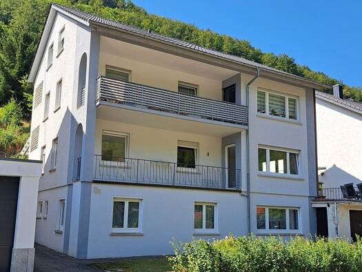 Mehrfamilienhaus zum Kauf 399.000 € 9 Zimmer 228 m² 761 m² Grundstück frei ab sofort Wiesensteig 73349