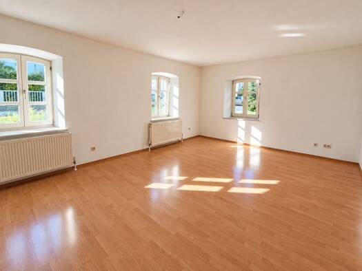Wohnung zum Kauf 149.000 € 2 Zimmer 64 m² Hengersberg Hengersberg 94491