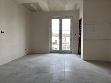 Wohnung zur Miete 900 € 4 Zimmer 80 m² 1. Geschoss frei ab 01.10.2024 Grimmstraße 1 Freiimfelde / Kanenaer Weg Halle 06112