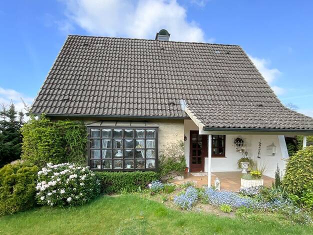 Einfamilienhaus zum Kauf 399.000 € 3 Zimmer 80 m² 934 m² Grundstück Henstedt-Ulzburg 24558