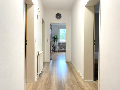 Wohnung zur Miete 650 € 3 Zimmer 79 m² frei ab 01.01.2025 Leer Leer 26789