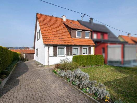 Doppelhaushälfte zum Kauf 345.000 € 4 Zimmer 77,5 m² 801 m² Grundstück Freudental 74392