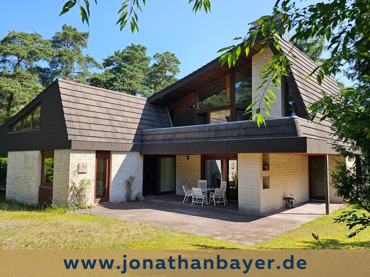 Haus zum Kauf 449.000 € 6 Zimmer 250 m²<br/>Wohnfläche 2.000 m²<br/>Grundstück Gifhorn Gifhorn / Marie-Luisenhof 38518