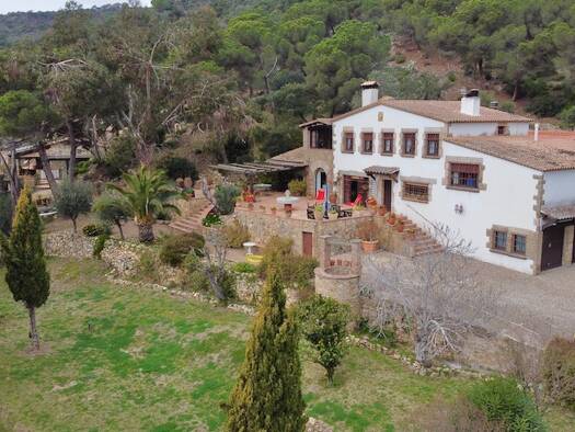 Einfamilienhaus zum Kauf 1.200.000 € 725 m² 6.764 m² Grundstück Castell d'Aro 17248