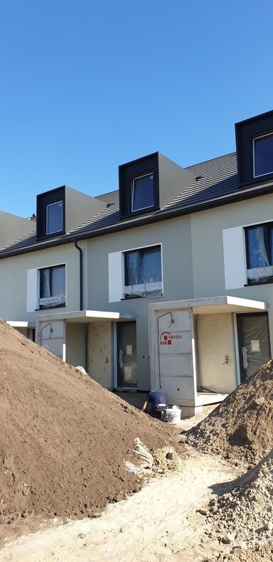 Reihenmittelhaus zur Miete 2.050 € 5 Zimmer 145 m² 204 m² Grundstück frei ab 31.01.2025 Friedenthalerweg 3 Oranienburg Oranienburg 16515