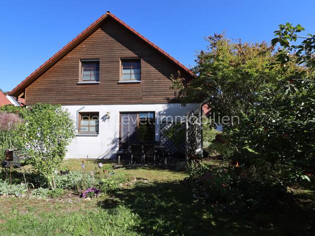 Einfamilienhaus zum Kauf 475.000 € 5 Zimmer 126,9 m² 634 m² Grundstück Edlhausen Laaber 93164