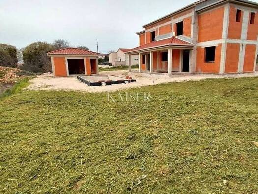 Einfamilienhaus zum Kauf 280.000 € 6 Zimmer 204 m² Poličnik Poličnik 23241