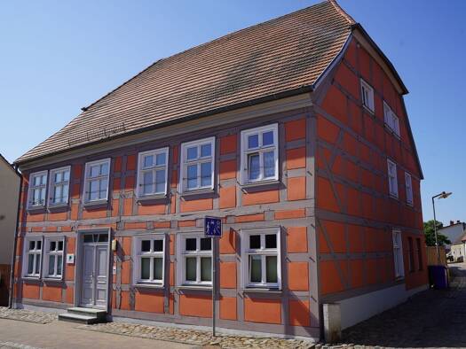 Wohnung zur Miete 458 € 2 Zimmer 61 m² frei ab 01.11.2026 Altentreptow Altentreptow 17087