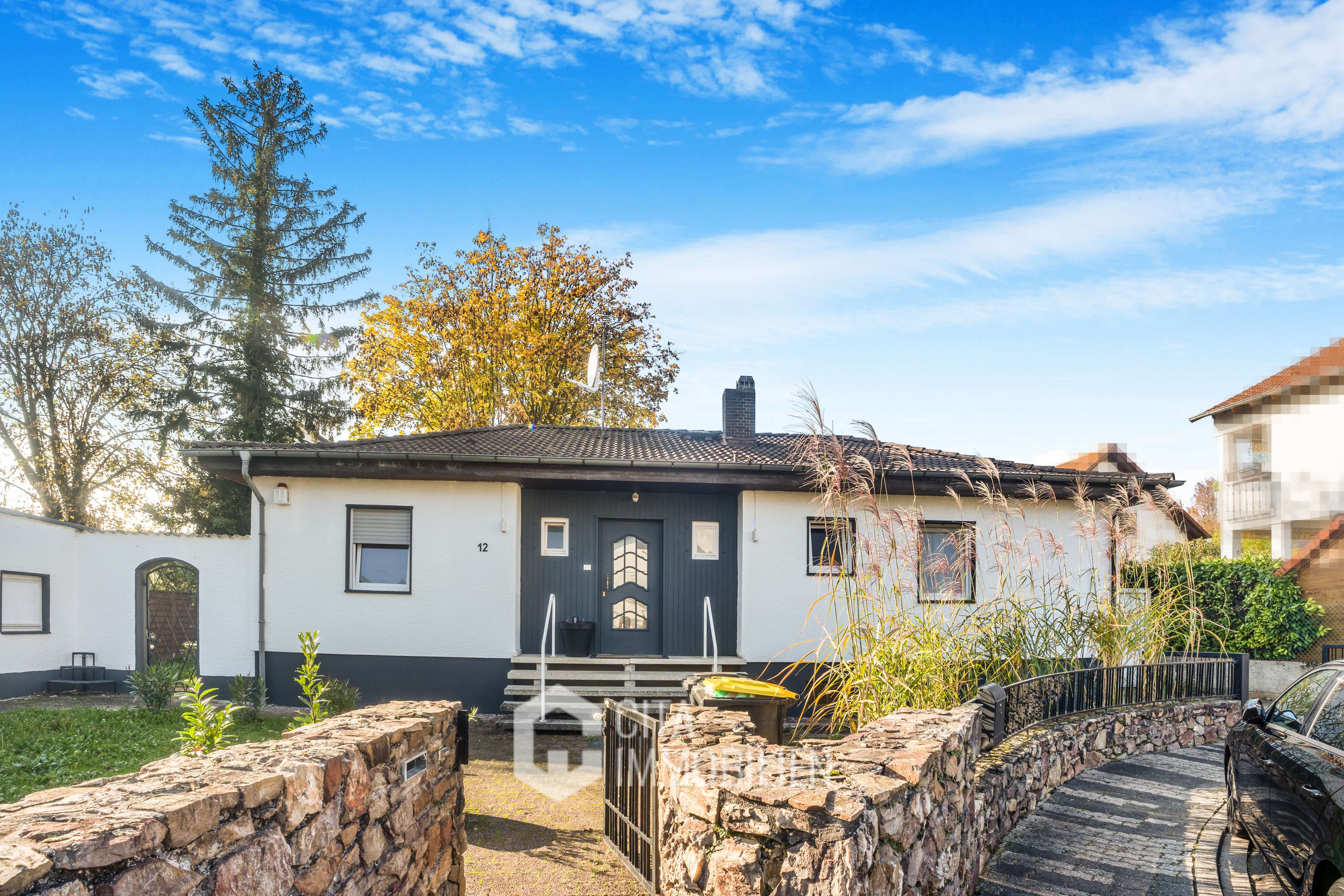 Bungalow zum Kauf 690.000 € 6 Zimmer 120 m²<br/>Wohnfläche 698 m²<br/>Grundstück Heinrich-Heine-Straße 12 Dornheim Groß-Gerau 64521