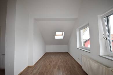 Wohnung zur Miete 475 € 2 Zimmer 40 m² Dachgeschoss, 2. Geschoss Oberndorf bei Salzburg 5110