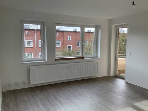 Wohnung zur Miete 962 € 3 Zimmer 74,6 m² 2. Geschoss frei ab 03.10.2026 Oberschlesische Straße 32 Dulsberg Hamburg 22049