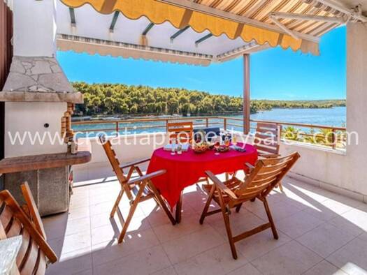 Wohnung zum Kauf 310.000 € 2 Zimmer 48 m² Supetar