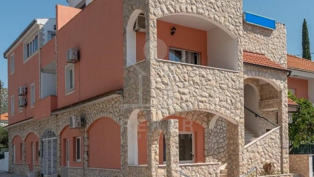 Haus zum Kauf 2.200.000 € 27 Zimmer 846 m² 801 m² Grundstück Trogir