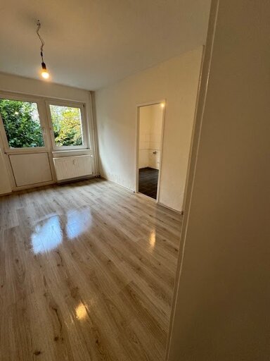 Wohnung zur Miete 468 € 3 Zimmer 61,7 m² frei ab 01.12.2024 Kaßlerfelder Straße 45 Kasslerfeld Duisburg 47059