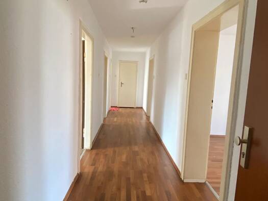 Wohnung zur Miete 990 € 3 Zimmer 85 m² Geschoss 3/4 frei ab 01.12.2026 Muggenhof Nürnberg 90429