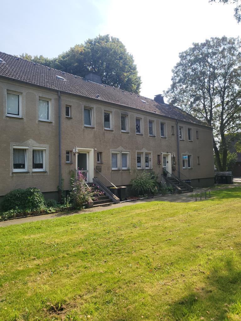 Mehrfamilienhaus zum Kauf provisionsfrei 229.000 € 5 Zimmer 95,2 m²<br/>Wohnfläche 674 m²<br/>Grundstück Drosselstraße 1 Suderwich Recklinghausen 45665