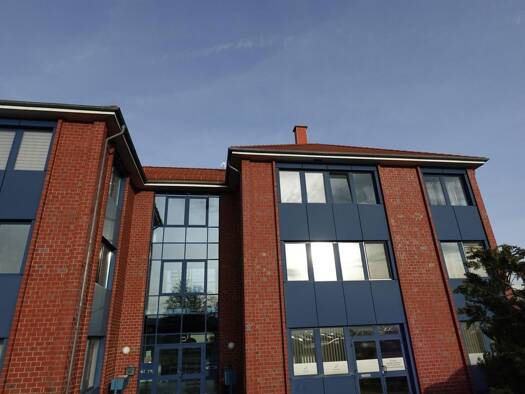 Wohnung zur Miete 390 € 1 Zimmer 90 m² 1. Geschoss Reddeber 38855