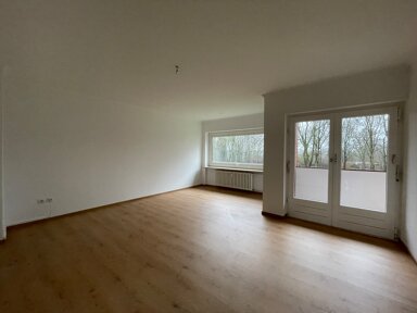 Wohnung zur Miete 950 € 4 Zimmer 90 m² 1. Geschoss Ellerbek Kiel 24148