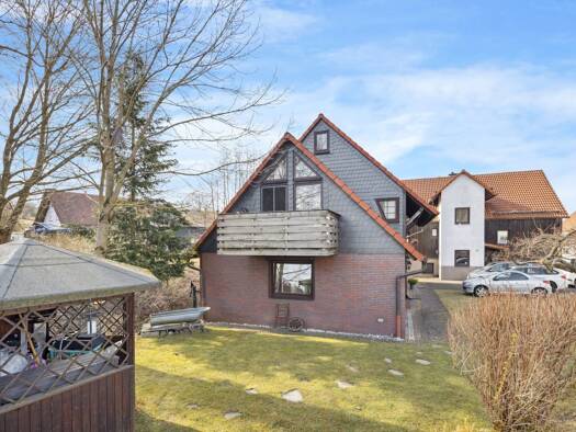 Einfamilienhaus zum Kauf 349.000 € 12 Zimmer 400 m² 1.000 m² Grundstück Ulrichstein 35327