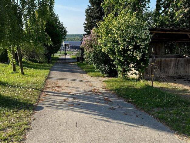 Reiterhof zum Kauf 1.700.000 € 38.668 m² Grundstück Eichendorf 94428