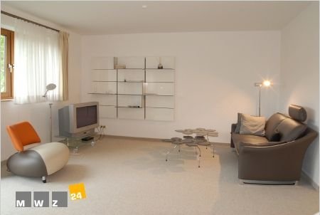 Wohnung zur Miete Wohnen auf Zeit 1.850 € 2,5 Zimmer 75 m²<br/>Wohnfläche 01.11.2024<br/>Verfügbarkeit Oberlörick Düsseldorf 40547