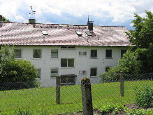 Wohnung zur Miete 450 € 3 Zimmer 90 m² Geschoss 2/3 frei ab sofort Eschenfelden Hirschbach 92275