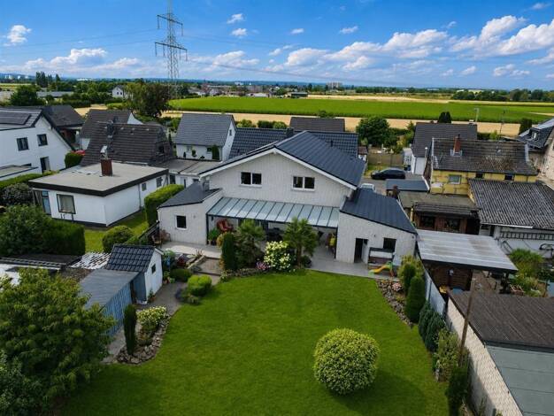 Einfamilienhaus zum Kauf 829.000 € 8 Zimmer 244 m² 1.065 m² Grundstück Düren Düren 52351