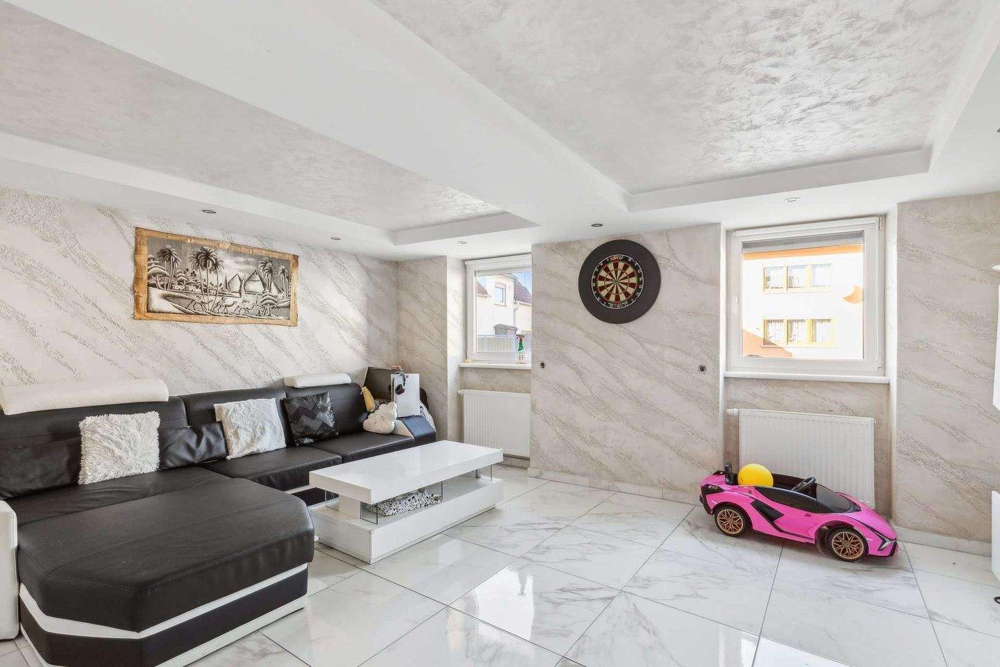 Immobilie in Dannstadt-Schauernheim - Sofort bezugsfrei - Kernsanierte 5-Zi. Wohnung mit Hauscharakter in Dannstadt-Schauernheim - Bild 0