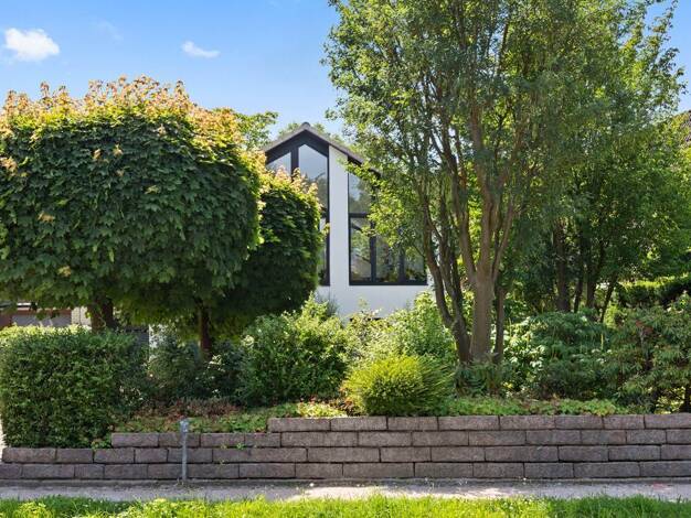 Einfamilienhaus zur Miete 3.800 € 6 Zimmer 200 m² 1.013 m² Grundstück Bramfeld Hamburg 22179