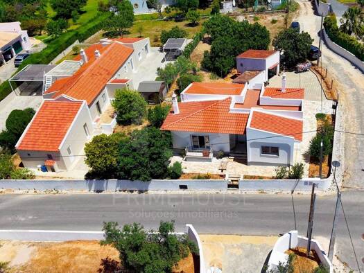 Haus zum Kauf 695.000 € 105 m² 688 m² Grundstück Alvor 8500
