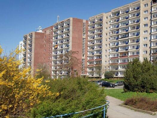 Wohnung zur Miete 241 € 2 Zimmer 52,7 m² 2. Geschoss Dr.-Karl-Gelbke-Straße 28 Chrieschwitz Plauen 08529