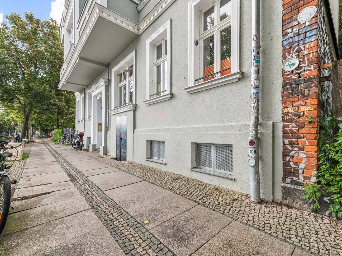 Property thumbnail 9