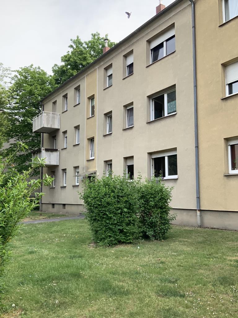 Wohnung zur Miete 349 € 2 Zimmer 42,1 m²<br/>Wohnfläche 2.<br/>Geschoss Peschenstraße 15 Huckingen Duisburg 47259