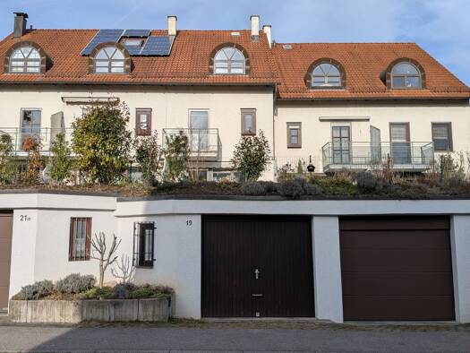 Reihenhaus zur Miete 2.050 € 5 Zimmer 125 m² 144 m² Grundstück frei ab 01.03.2026 Stammheim Stuttgart 70439