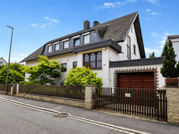 Einfamilienhaus zum Kauf 310.000 € 7 Zimmer 265 m² 876 m² Grundstück Burgkunstadt Burgkunstadt 96224