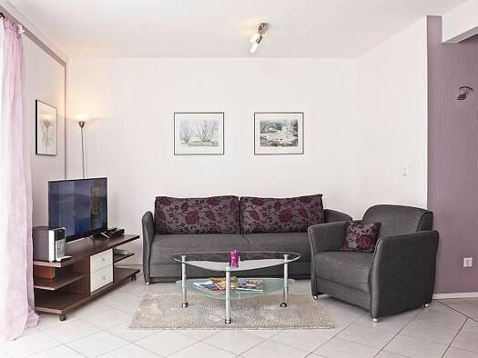Wohnung zur Miete Wohnen auf Zeit 1.250 € 2 Zimmer 60 m² frei ab 03.01.2026 Bad Endorf 83093