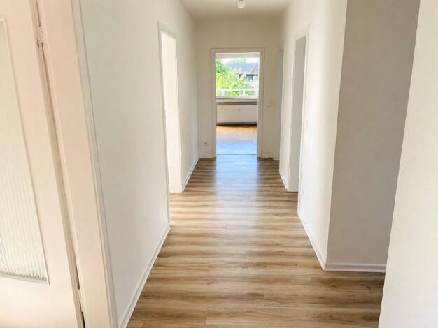 Wohnung zur Miete 750 € 3 Zimmer 80 m² 2. Geschoss frei ab 01.09.2026 Innenstadt Bad Oeynhausen 32545