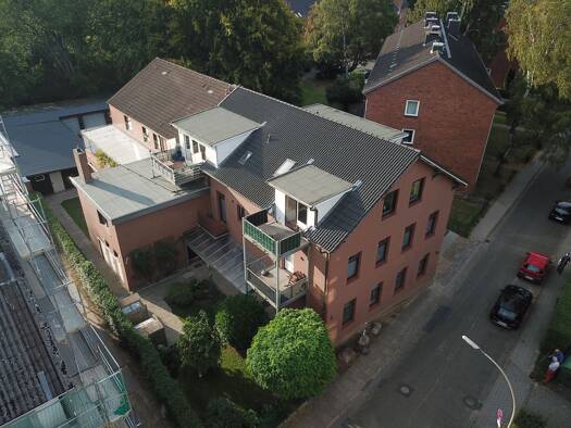 Mehrfamilienhaus zum Kauf provisionsfrei 2.660.000 € 23 Zimmer 655 m² 1.215 m² Grundstück frei ab sofort Eidelstedt Eimsbüttel 22527