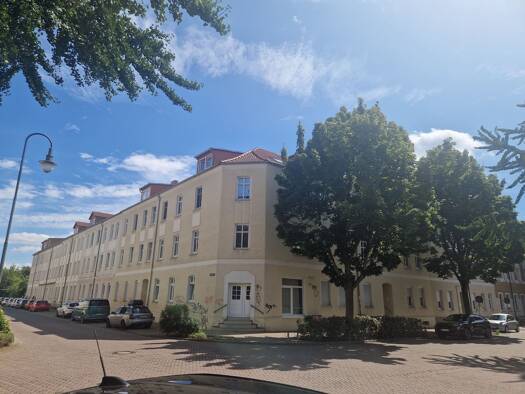 Wohnung zur Miete 450 € 3 Zimmer 65 m² frei ab sofort Innenstadt Dessau-Roßlau 06844