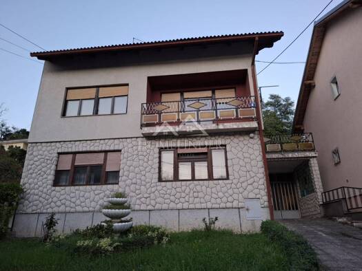 Einfamilienhaus zum Kauf 306.500 € 7 Zimmer 260 m² Kustošija, Črnomerec Zagreb 10000