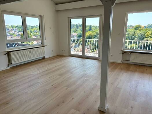 Wohnung zur Miete 1.400 € 2,5 Zimmer 110 m² Geschoss 1/2 frei ab sofort Rambach Wiesbaden 65207