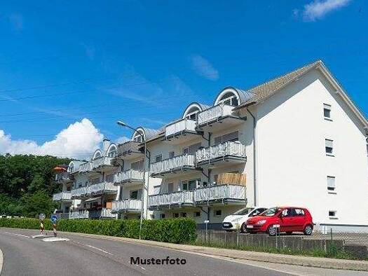 Mehrfamilienhaus zum Kauf 380.000 € 11 Zimmer 300 m² 1.156 m² Grundstück Altgmain Falkenberg 84326