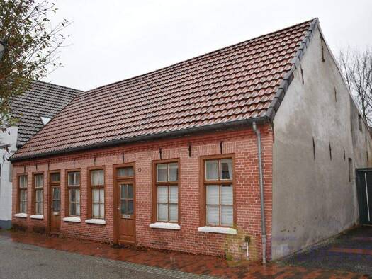 Einfamilienhaus zum Kauf 185.000 € 7 Zimmer 80 m² 504 m² Grundstück Leer Leer (Ostfriesland) / Leerort 26789