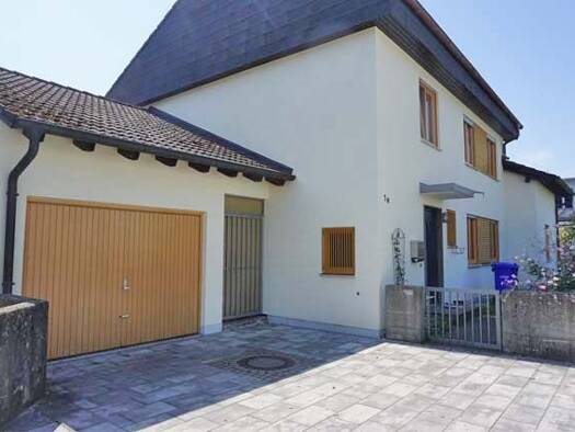 Einfamilienhaus zum Kauf 480.000 € 10 Zimmer 172,5 m² 494,7 m² Grundstück Altötting 84503